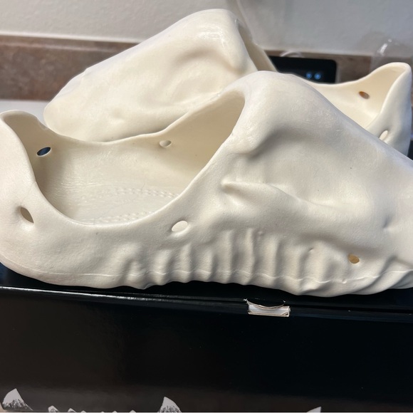 Kito Wares - Picture 12 of 13